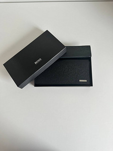 Hugo Boss Кошелек Новый!