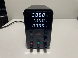 Wanptek laboratoorne toiteplokk 0-30V 0-10A (1 foto / 7)