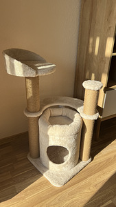 Кошачий дом (1 фото из 1)