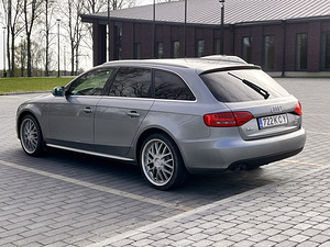 Audi A4 105kW Quattro (3 foto / 11)