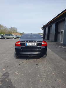 Volvo S80 2.4d 136kw (3 foto / 11)
