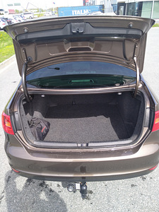 Volkswagen Jetta 1.4 TSI 90kW (12 foto / 12)