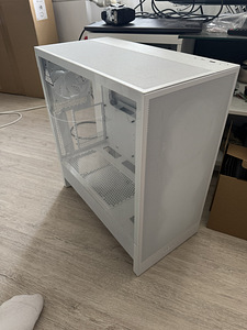 NZXT H5 FLOW RGB White Case (1 foto / 4)
