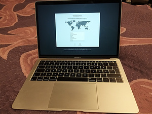 “MacBook Air 2018 Retina 13" - Core i5 1.6GHz / 8GB / 128GB (1 foto / 2)