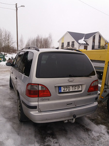 Ford Galaxy (3 foto / 3)