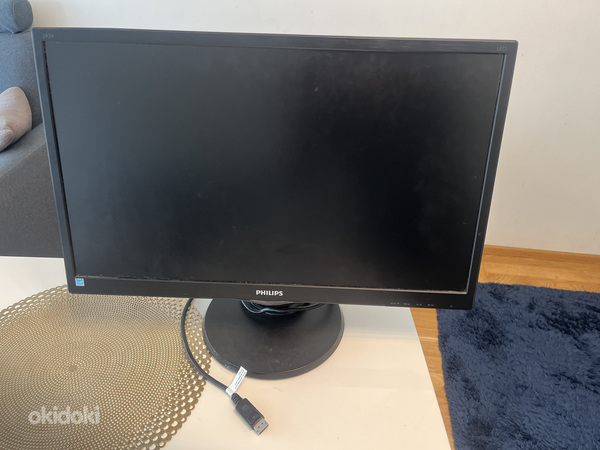 Монитор Philips 24”