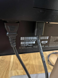 Dell monitor 24" (1 foto / 3)