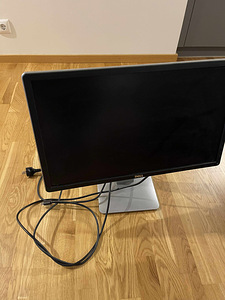 Dell monitor 24" (2 foto / 3)