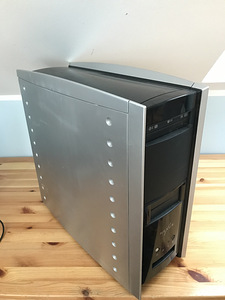Mänguarvuti, I5, RX580 (1 foto / 4)