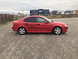 Saab 9-3 (2 фото из 8)