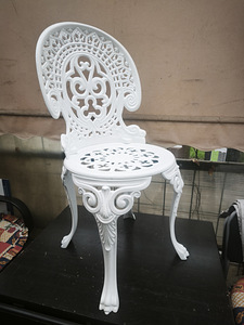 Retro Vintage Round Cast Aluminium Garden Chair (3 foto / 10)