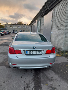 БМВ 730d 180 кВт (6 фото из 7)