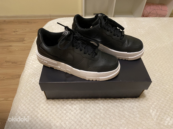 Оригинальные черные кожаные кроссовки Nike air Force Piхel (фото #2)
