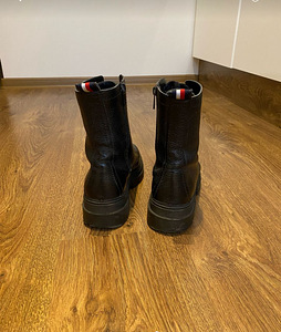 Tommy Hilfiger Saapad MONOCHROMATIC LACE UP BOOT Suurus 38 (2 foto / 6)