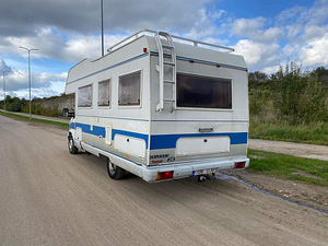 Peugeot J5 (4 фото из 10)