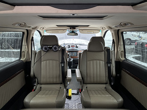 Mercedes-Benz Viano Avantgarde 3.0 165kW (10 foto / 15)