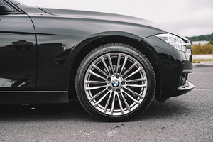BMW F31 318d (5 foto / 6)
