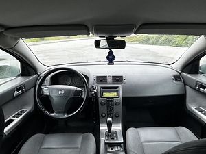 Volvo v50 2.4 (9 foto / 9)