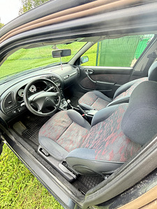 Citroen Xsara (6 фото из 8)