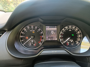 Škoda Octavia 2.0tdi 110kw (10 foto / 10)