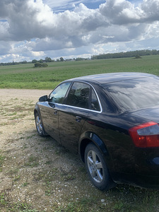 Audi a4 b6 1.9tdi 74kw (4 foto / 9)