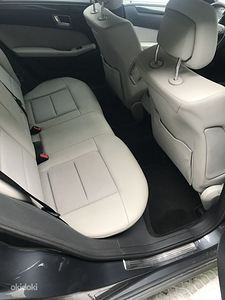 Mercedes-Benz E350 AVANGADRE blueEfficiency 3.0 CDI 170kw (8 foto / 11)
