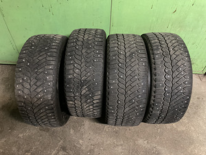 Talverehvid Gislaved Nord Frost 200 235/45 R18 (3 foto / 4)