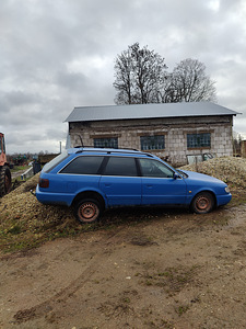 Audi A6 C4 quattro (6 foto / 14)