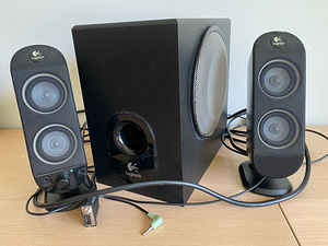 Logitech X-230 2.1 kõlarid (1 foto / 1)
