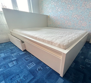 MALM voodiraam 160x200 + 4 pesukasti + Sleepwell madrats (3 foto / 8)