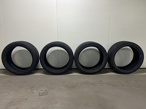 Suverehvid Triangle R19 245/40 ja 275/35 (1 foto / 6)