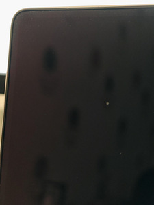 MacBook Pro | M1 Pro | 16" | 512GB | 16GB + Decoded Sleeve (3 foto / 8)