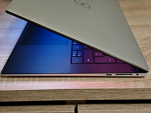 Dell XPS 9530 15 OLED - i7-13700H - 32GB DDR5 - RTX4050 (5 фото из 9)