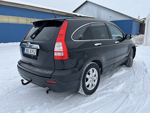 Honda CRV (4 фото из 7)