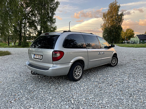 Chrysler grand voyager (4 foto / 6)