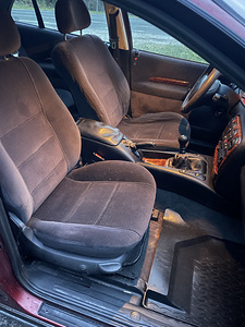 Opel omega (6 фото из 7)