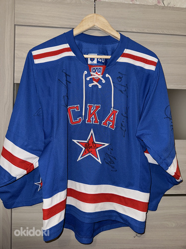 Продам хокккейную майку СКА с автографами (фото #1)