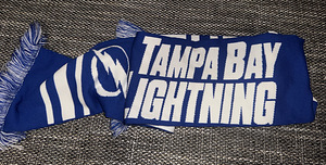 Продам шарф команды tampa bay lightning