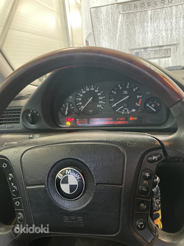 BMW 728i 142kw 2001a (фото #13)