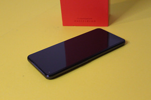 Võimas Oneplus 9 5G, uueväärne (6 foto / 9)