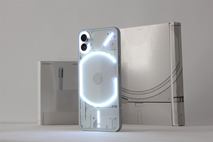 Uus Ainulaadne Nothing Phone (1) 12/256GB, garantiiga (1 foto / 10)