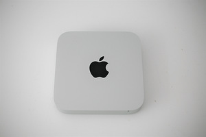 Mac mini i5/12GB RAM/256GB SSD/RADEON HD (2 foto / 4)