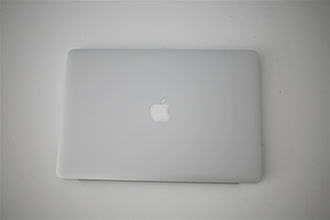 Uueväärne Macbook Pro 15 i7/SSD/RETINA (6 foto / 8)