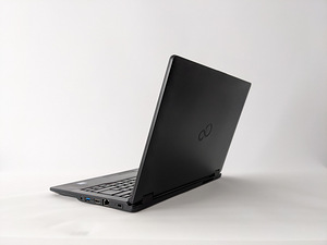 Äriklassi Fujitsu E584 i5/FHD IPS/ID, ideaalses seisukorras (8 foto / 8)