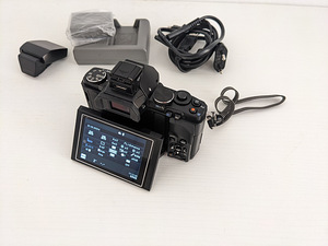 Новый Olympus OM-D E-M5 (4 фото из 8)