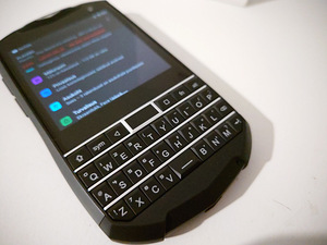 Uus ainulaadne Unihertz Titan Pocket (10 foto / 10)