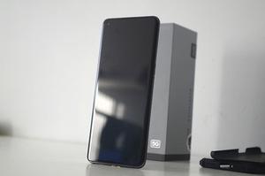 Tippklassi OPPO Find X5 Pro (4 foto / 6)
