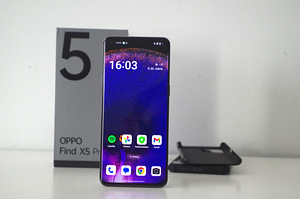 Tippklassi OPPO Find X5 Pro (2 foto / 6)