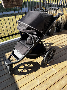 Thule UG2 vanker must-mustal 2021 (3 foto / 10)