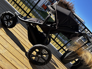 Thule UG2 vanker must-mustal 2021 (6 foto / 10)